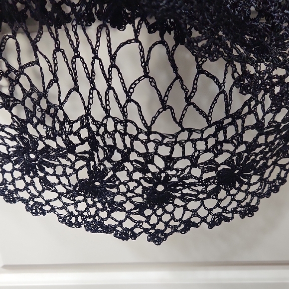 Boston Proper Black Crochet Lace Top M/L - Picture 4 of 8